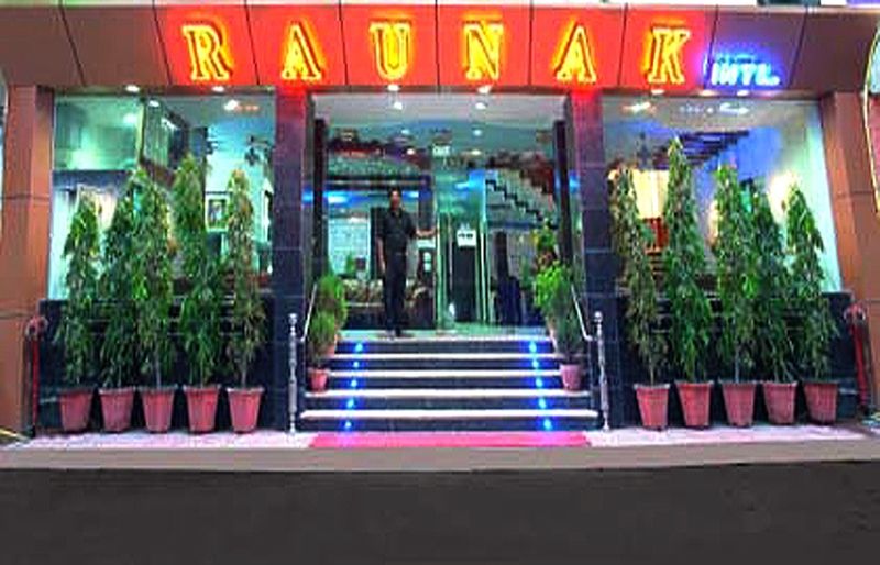 ניו דלהי Hotel Raunak International מראה חיצוני תמונה